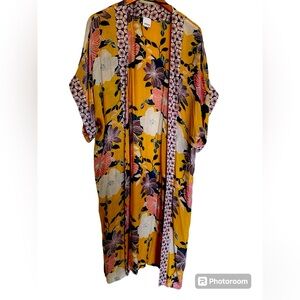 Beautiful flower duster size large